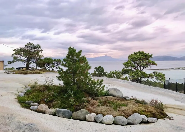 In The Middle Of Nature On Hamaroy *